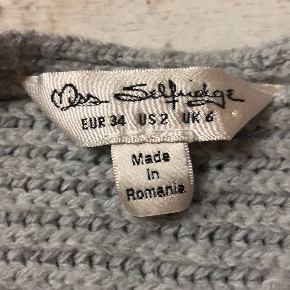 Sweater - Picture 3 of 3